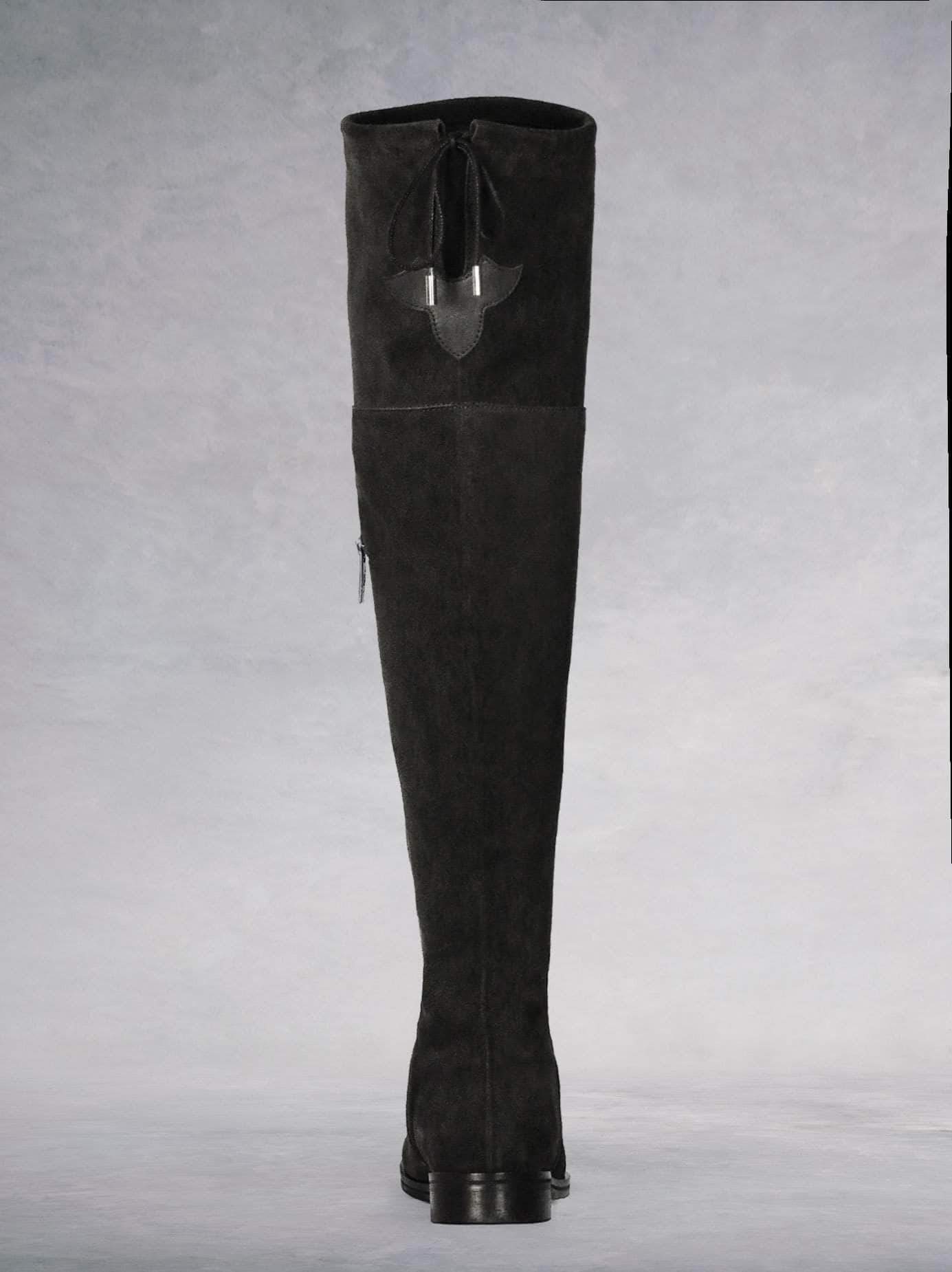 Fuller - Black Suede