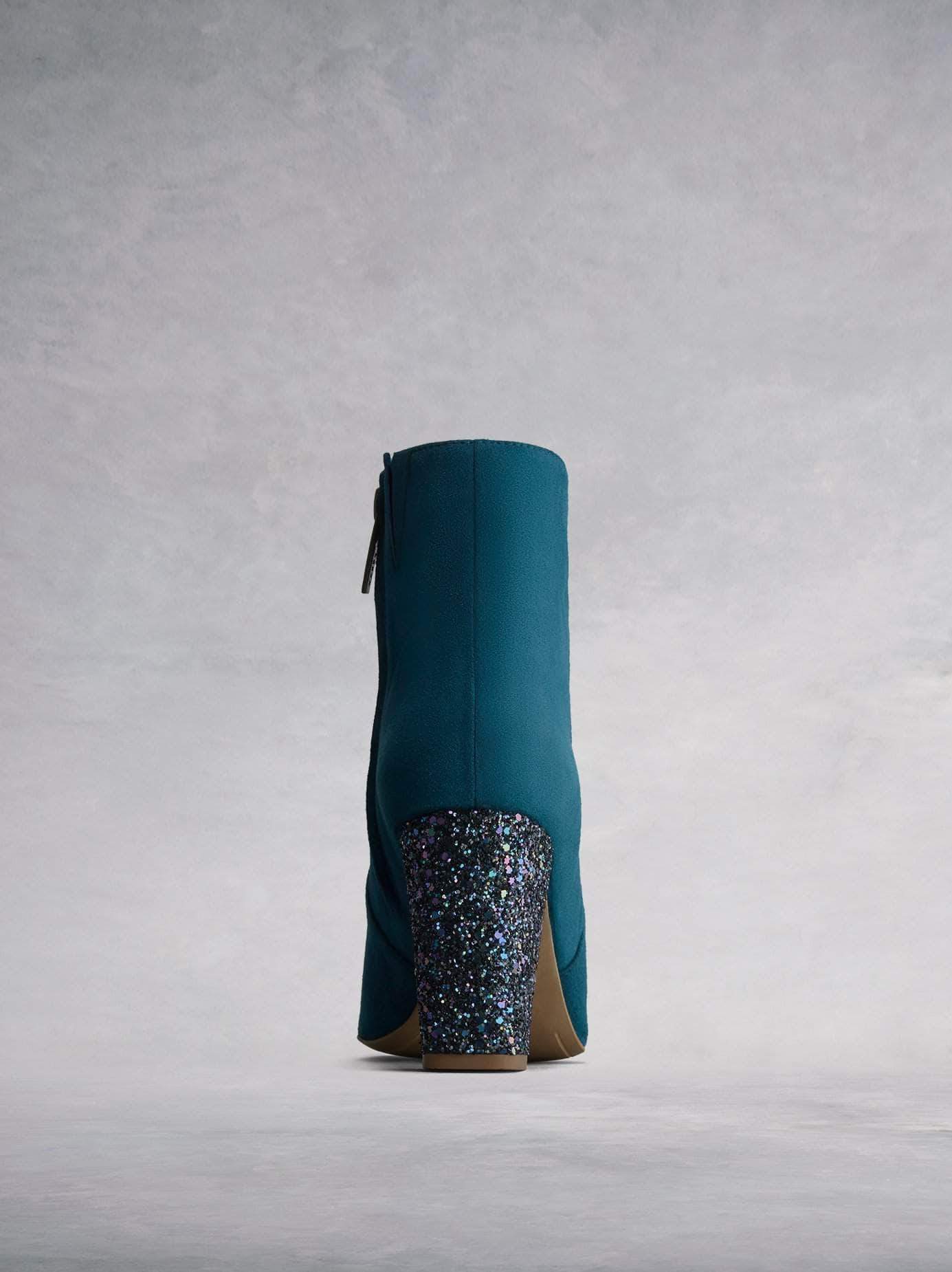 Sarsgrove - Teal Blue Suede
