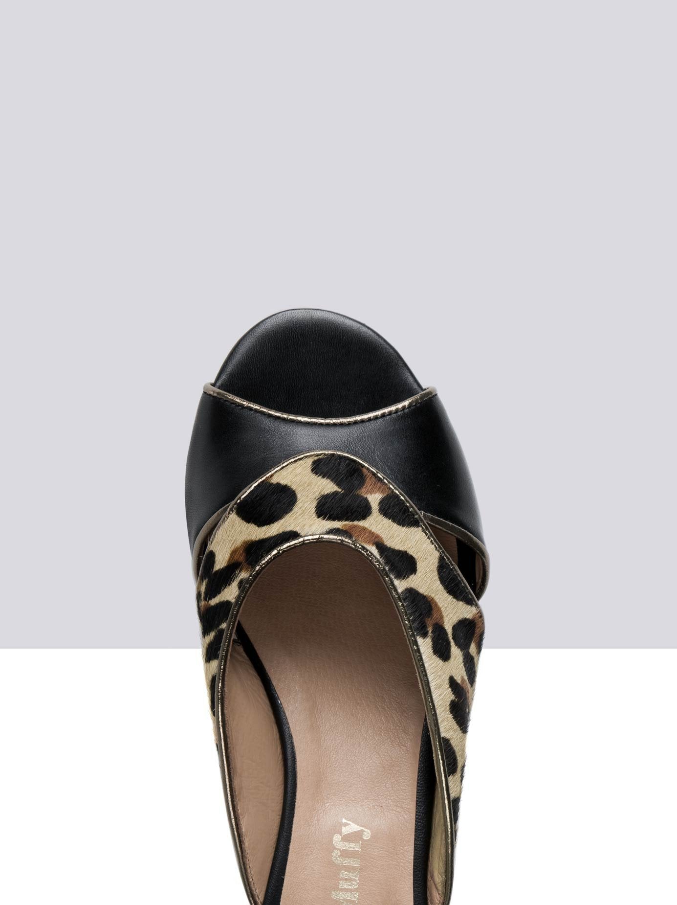 Duro - Leopard Hair Leather