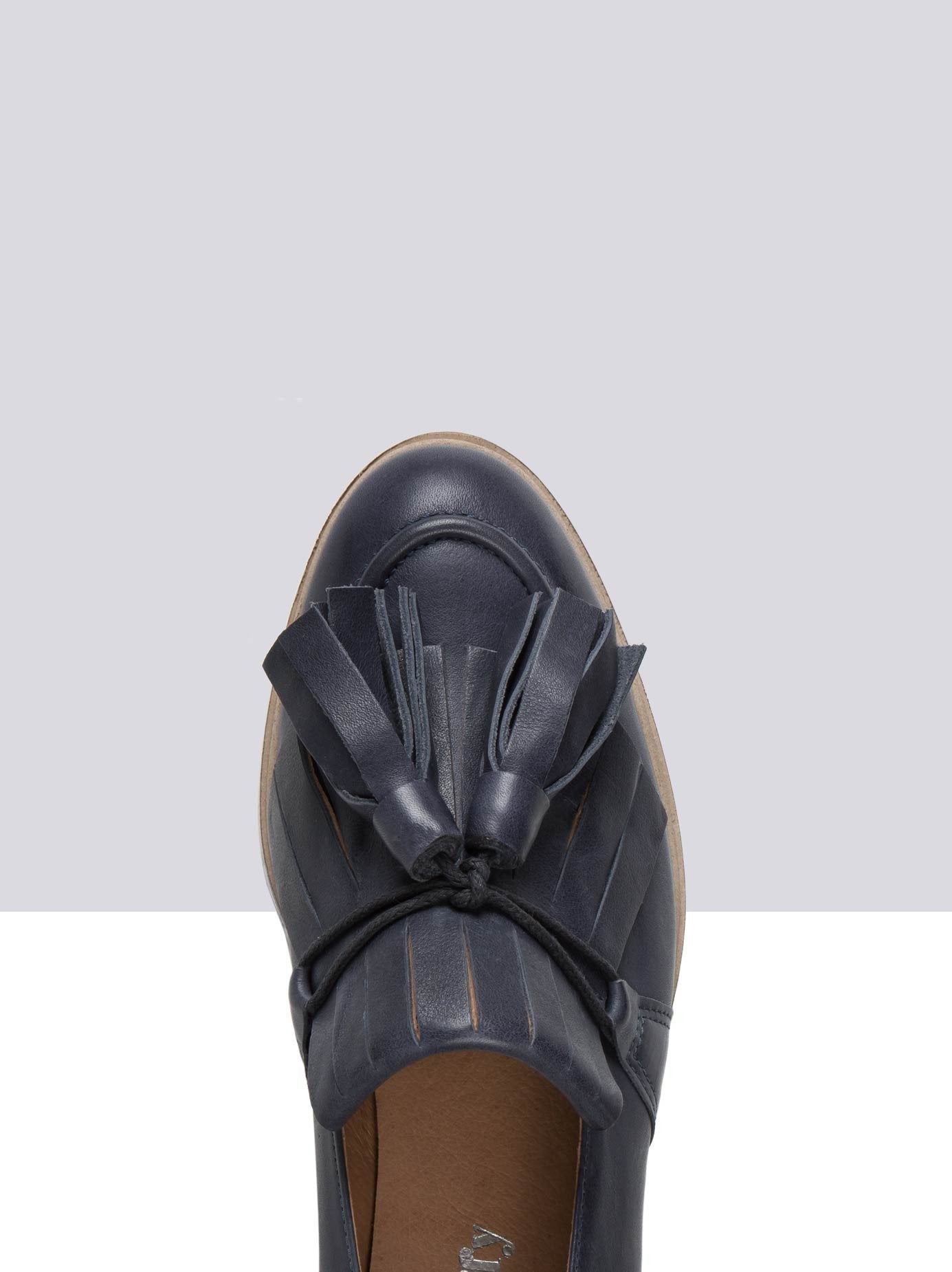 Porter - Navy Leather