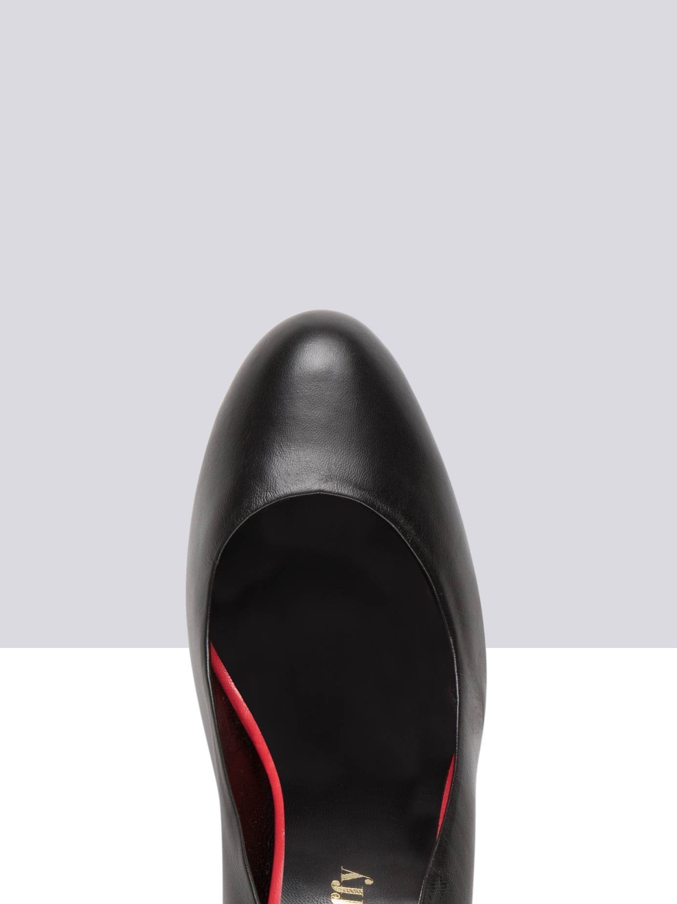 Tango - Black Leather