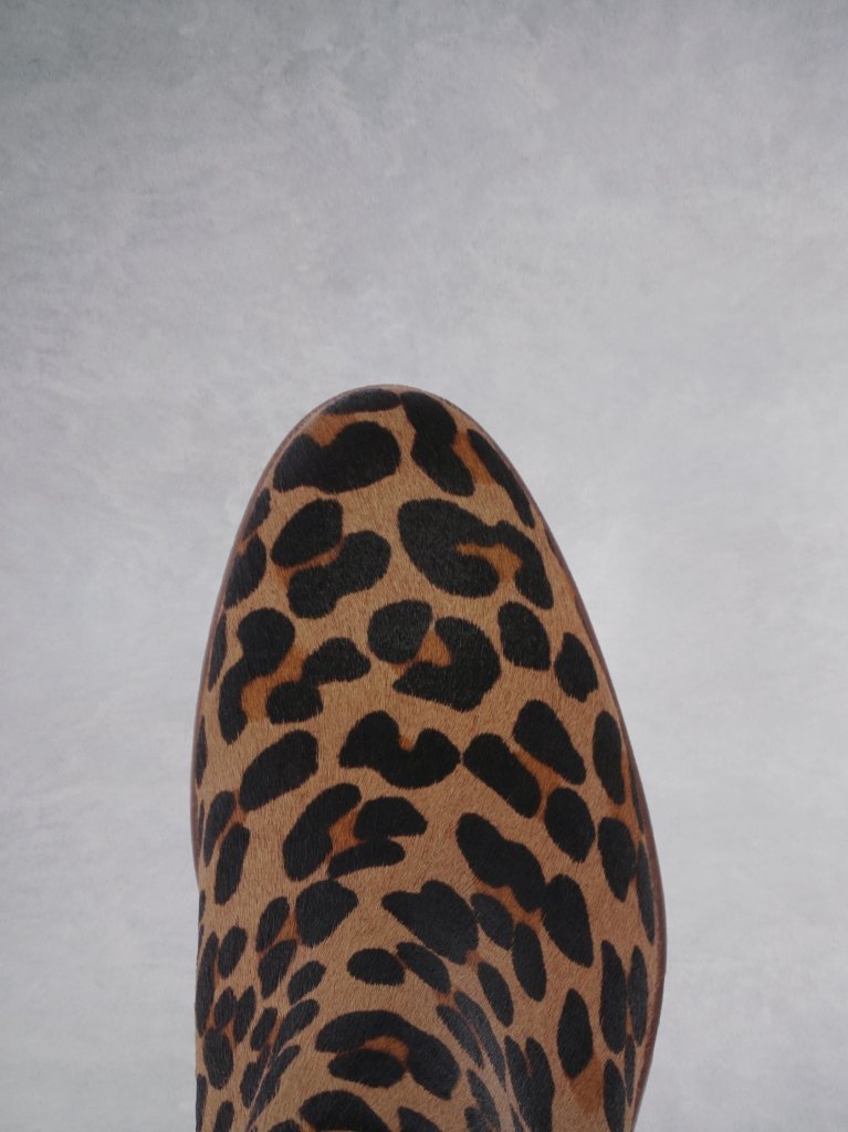 Albus - Leopard Hair Leather