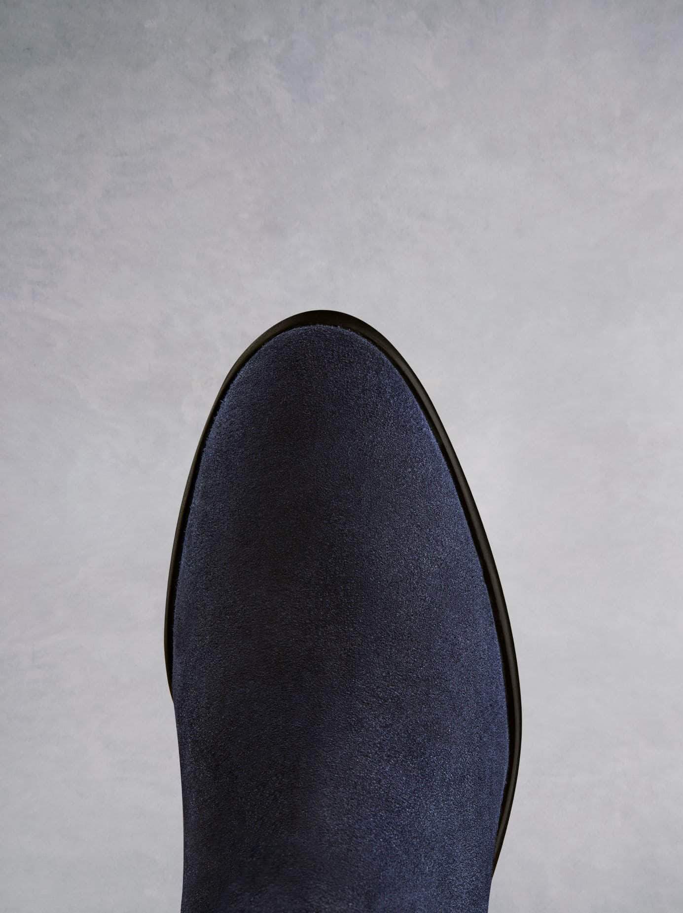 Avalon has a flattering fit, and a smooth almond navy suede toe shape.
