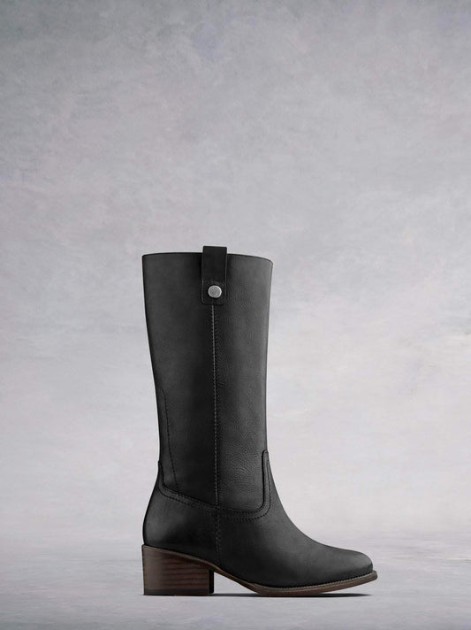 Brampton, our casual black leather mid-calf boot, inspired by the Western boot trend. Available in a wide range of calf sizes.