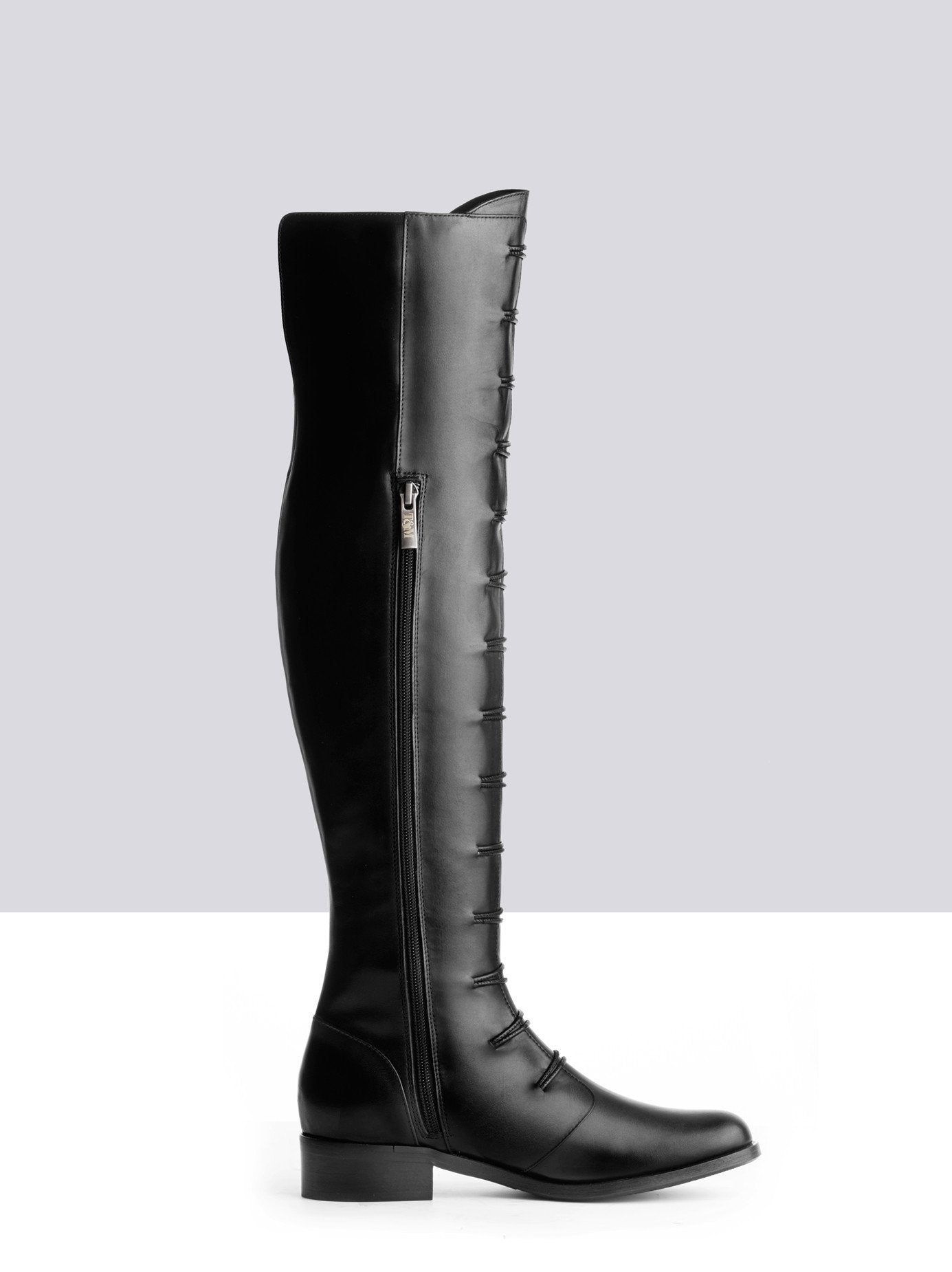 Comet - Black Leather
