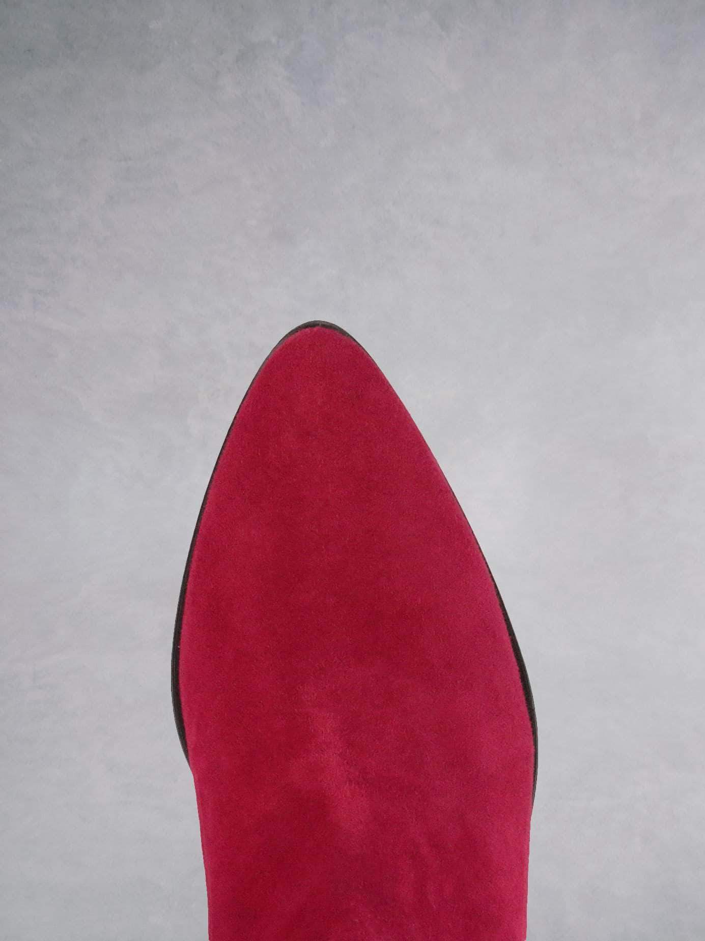 Crest - Red Suede