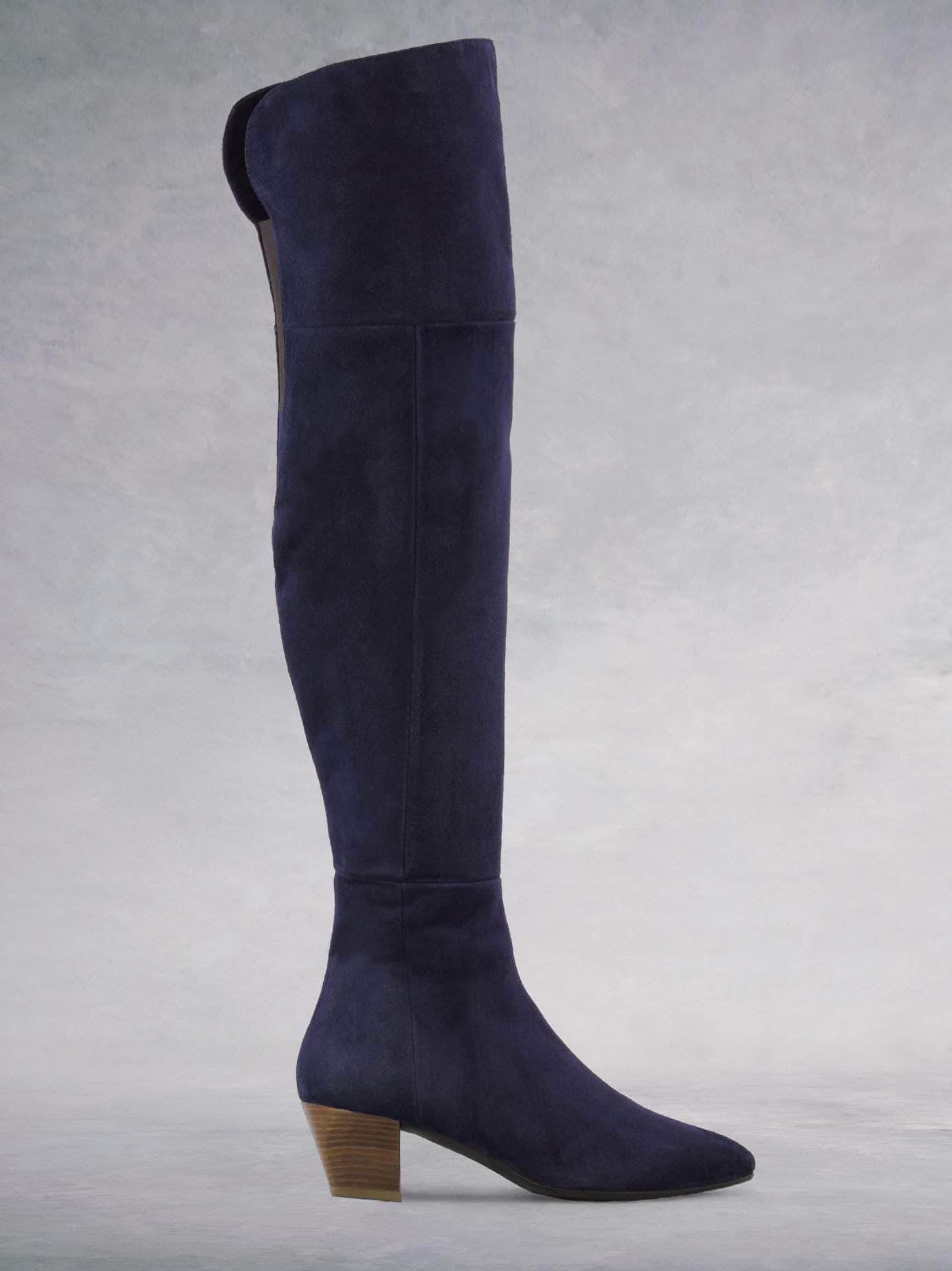 Curve - Navy Suede