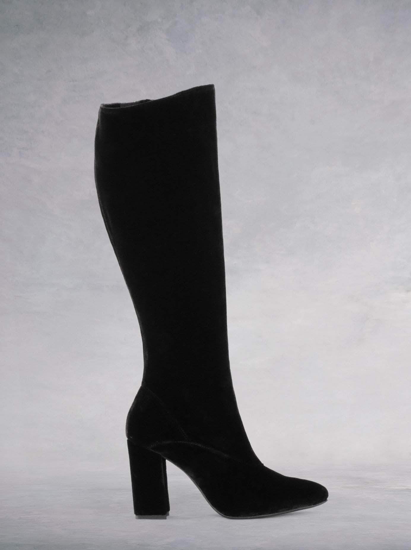 Delos - Black Velvet