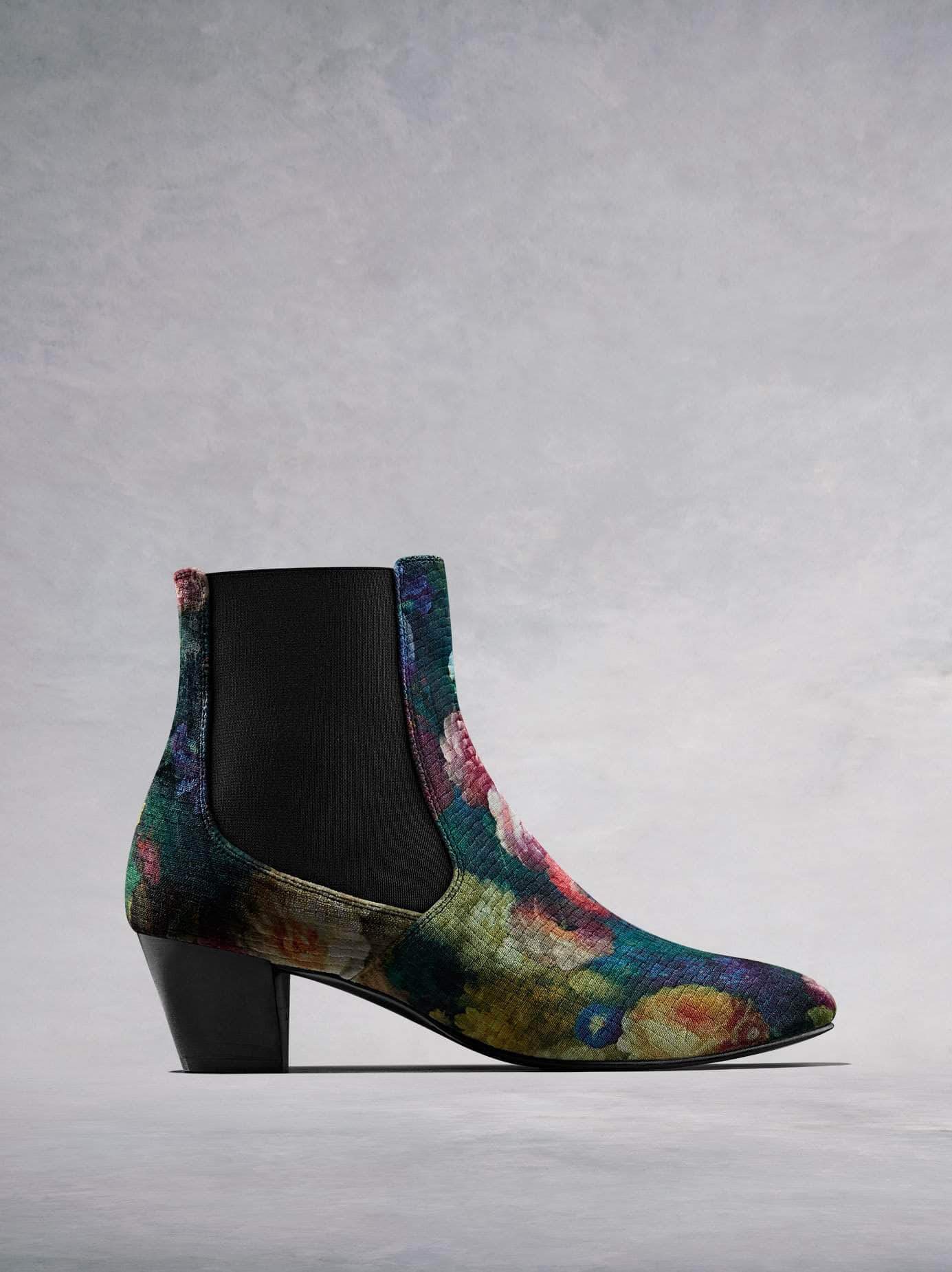 Our Edison Chelsea boot comes in a stand-out embossed floral velvet and features a directional soft chisel toe and slim, low Italian heel.