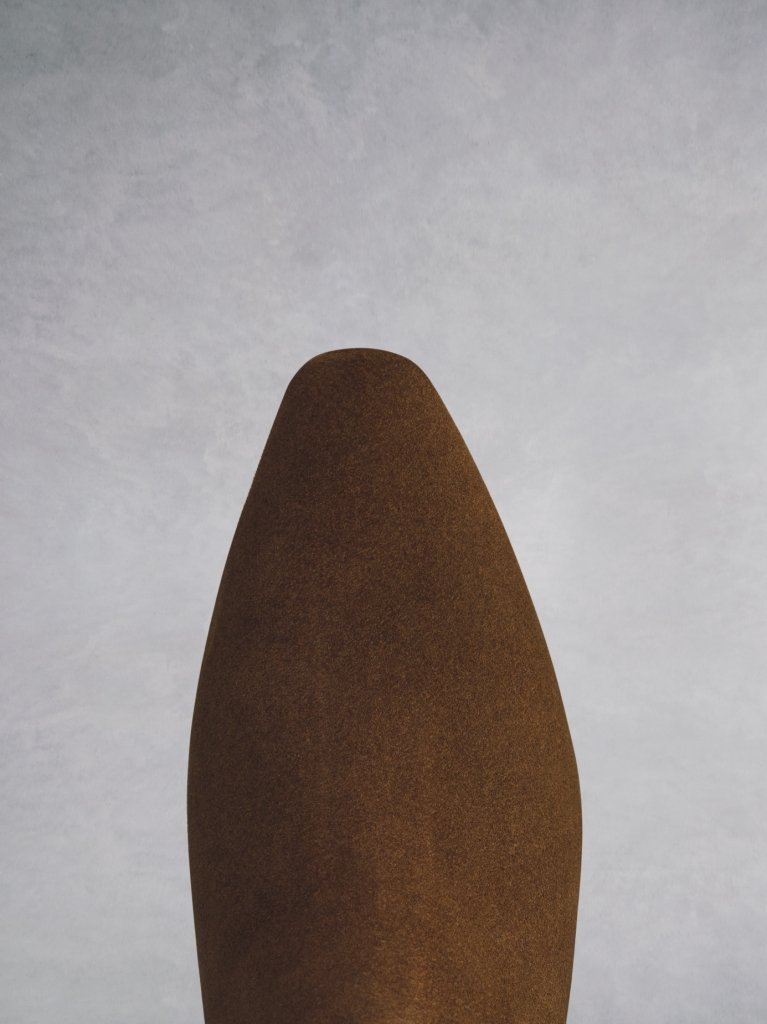 Edison in Tan Leather, featuring a soft chisel toe that complements the Italian heel shape. 