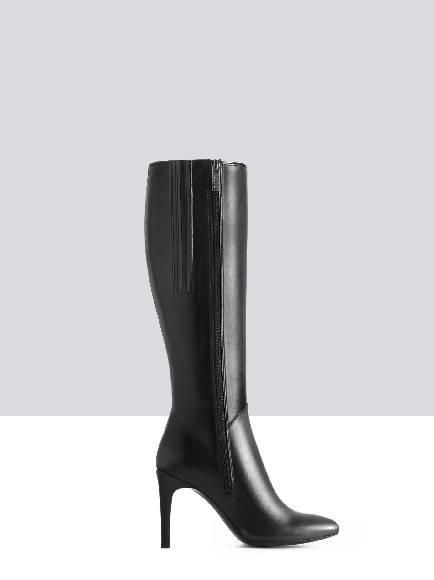 Honoria - Black Leather