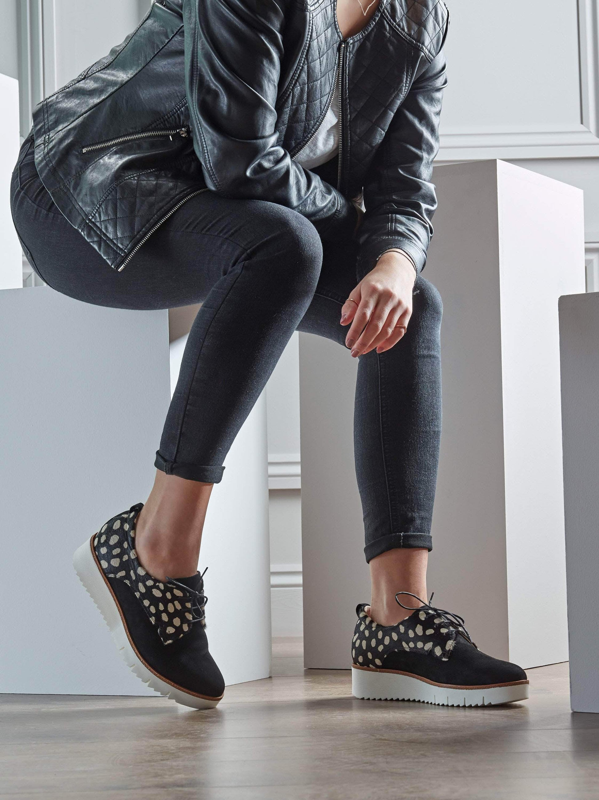Hayle, a flatform in monochrome. The chunky sole has grooves for extra grip.