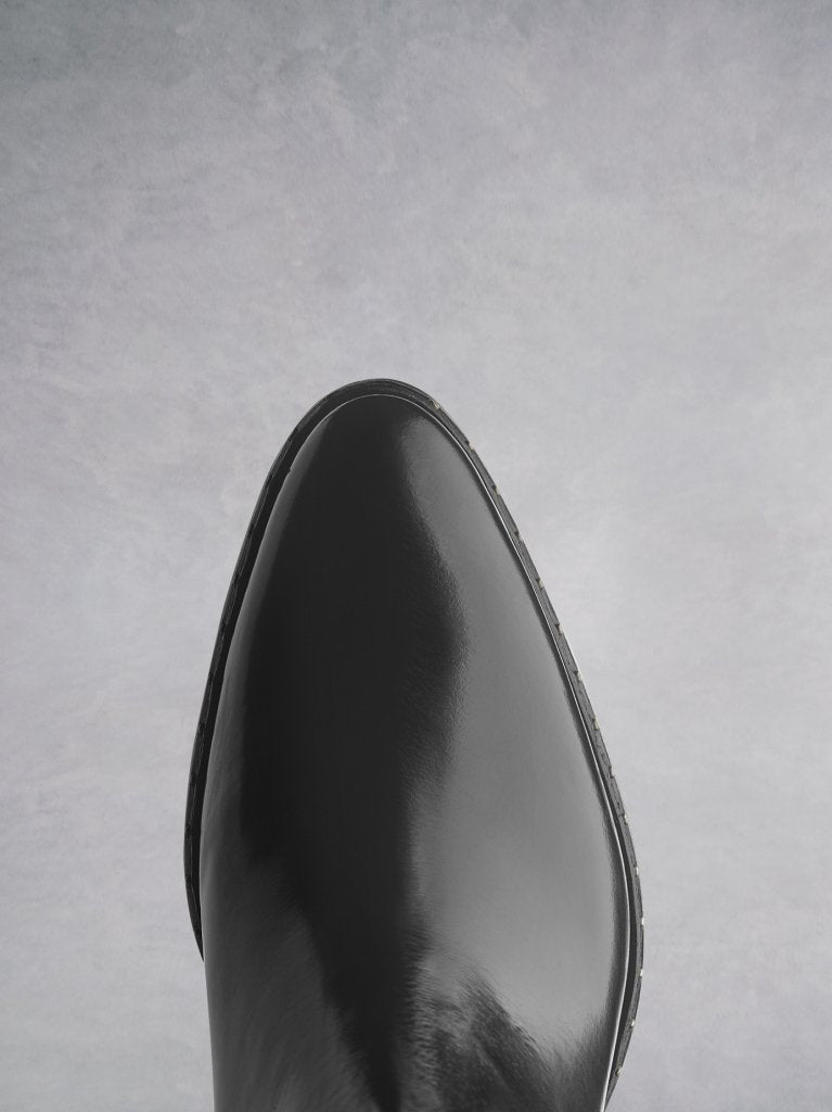 Hockley Black Leather; a stylish black almond shaped toe complements the Cuban heel shape. 