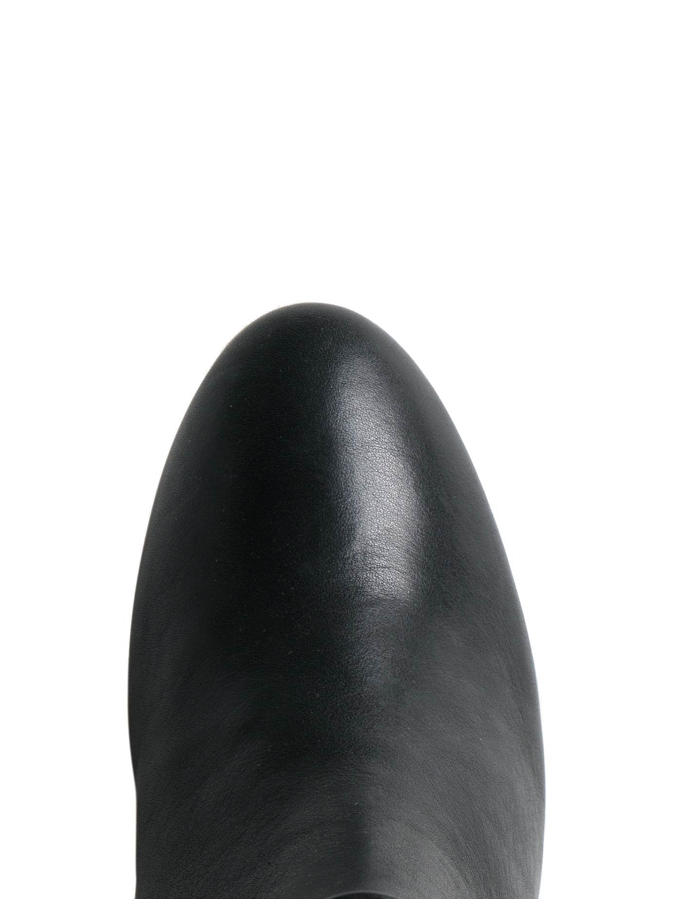 Lawrence - Black Leather