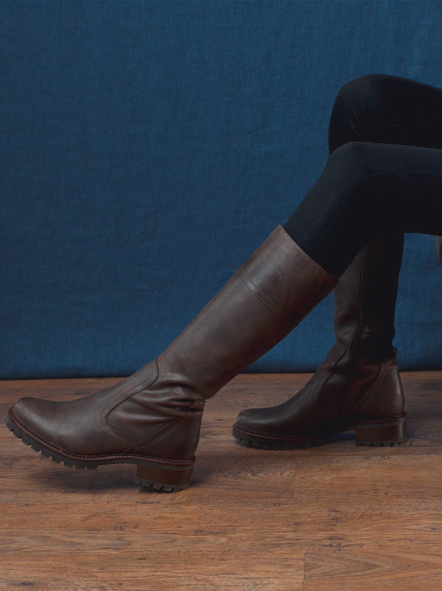 Lynwood - Waxed Brown Nubuck