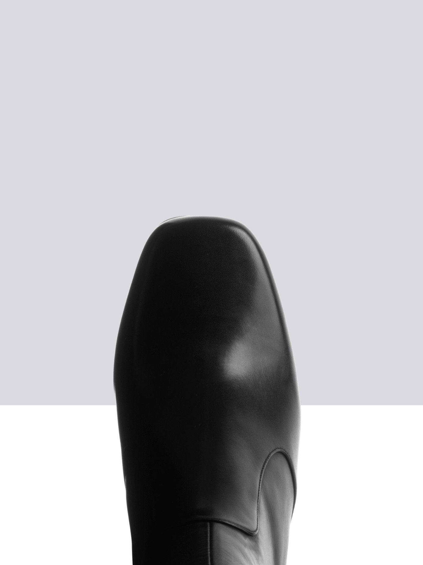 Melete - Black Leather