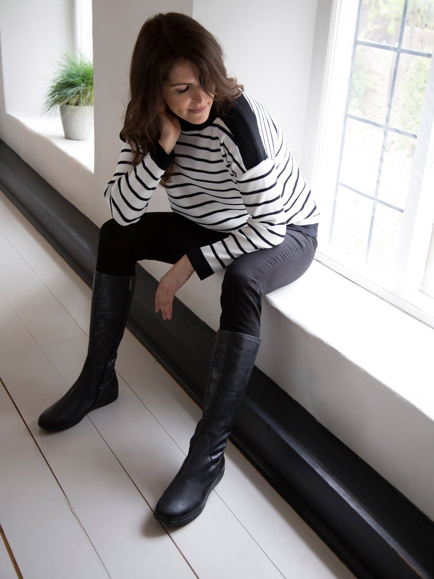 Part of ‘The Essentials’ collection, Malvern has warm fabric lining.