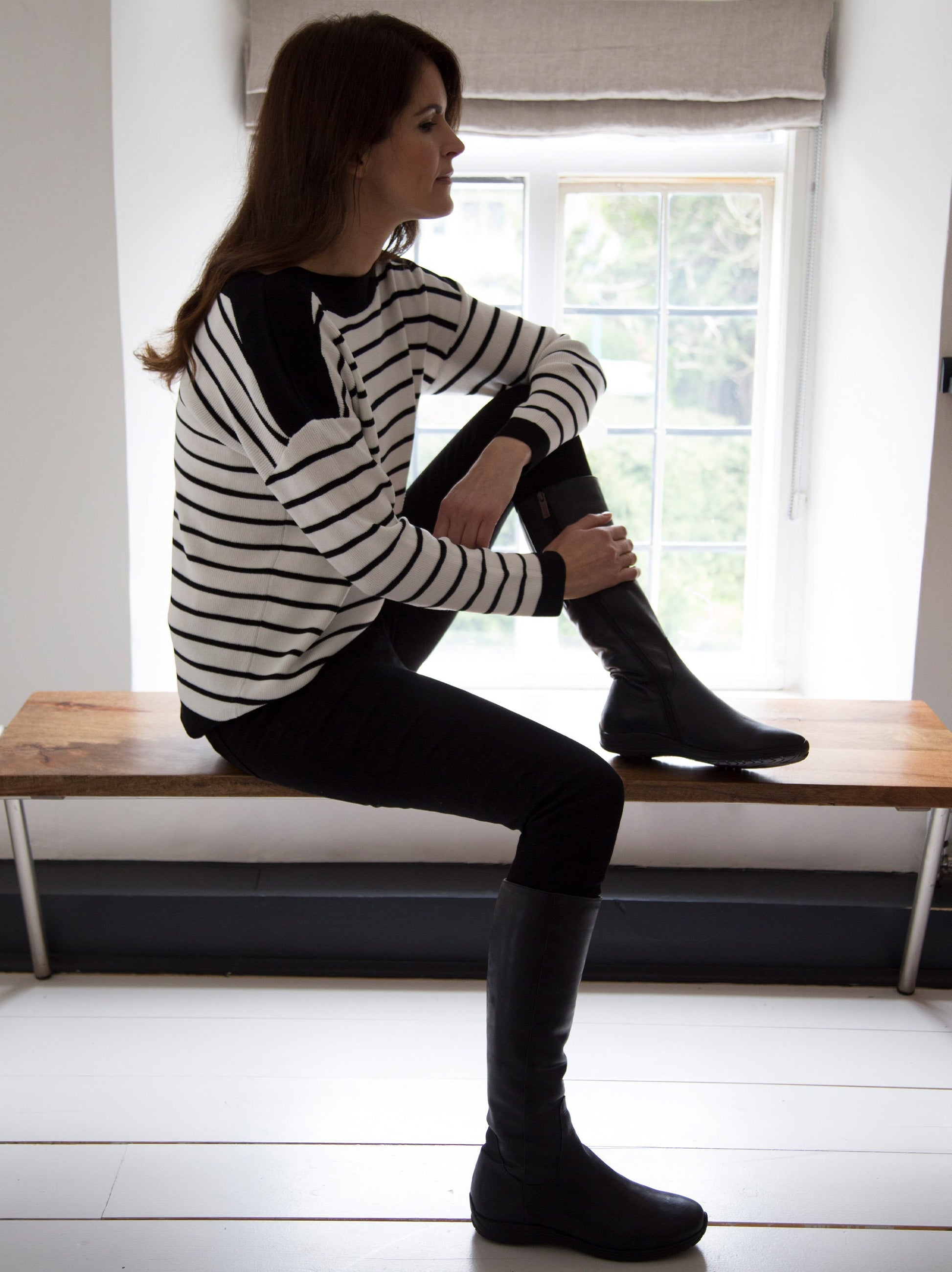 Part of ‘The Essentials’ collection, Malvern has warm fabric lining.