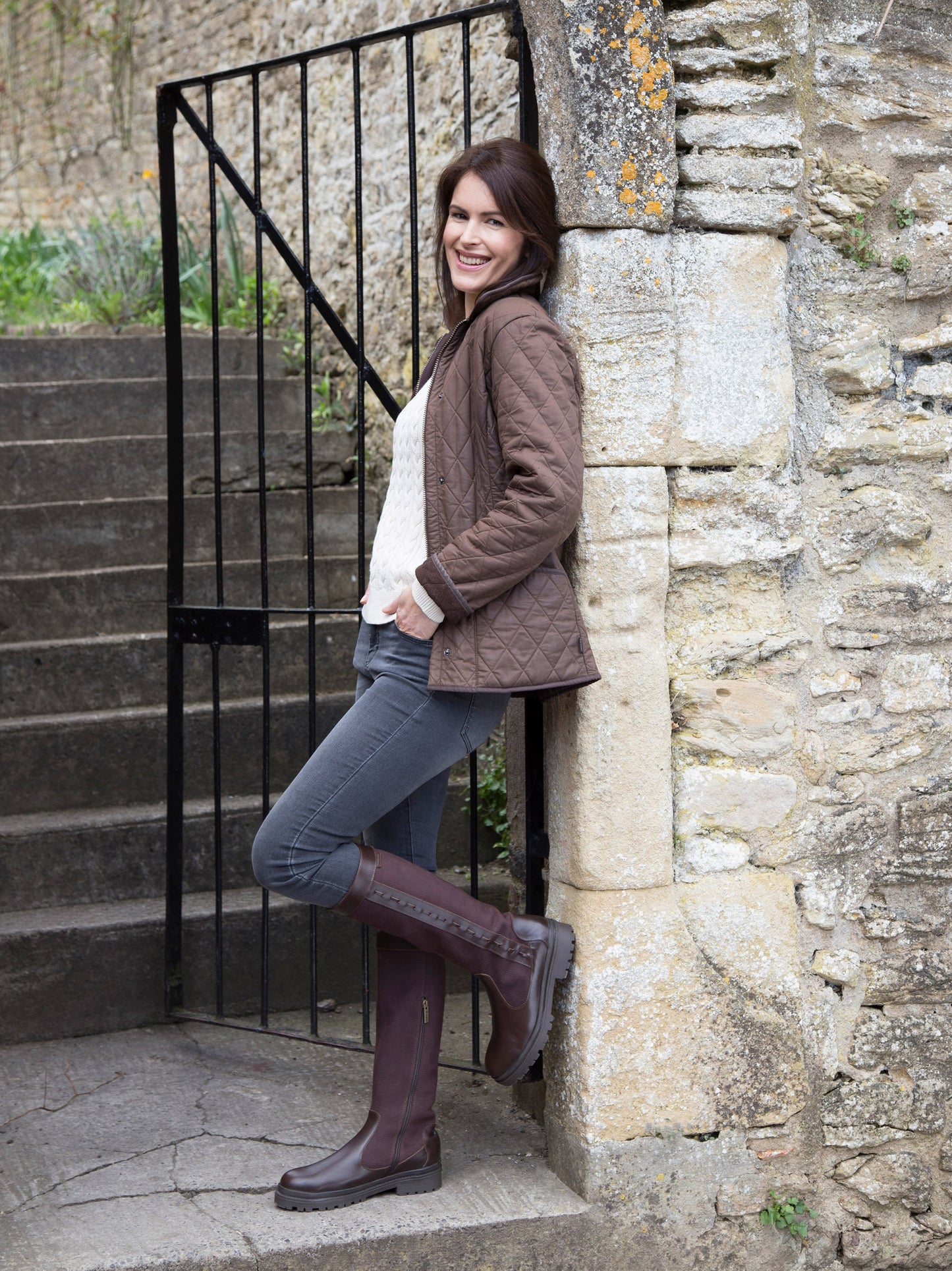 Oakford - Brown Nubuck