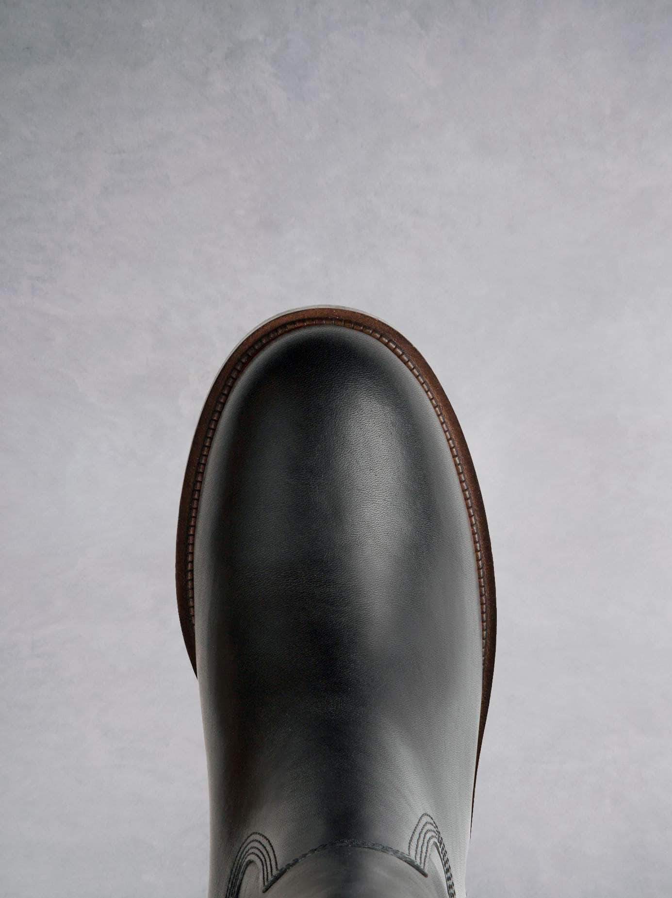 Paintbox - Black Leather