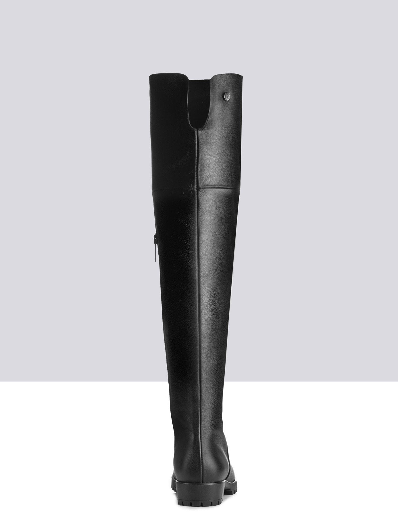 Quest - Black Leather