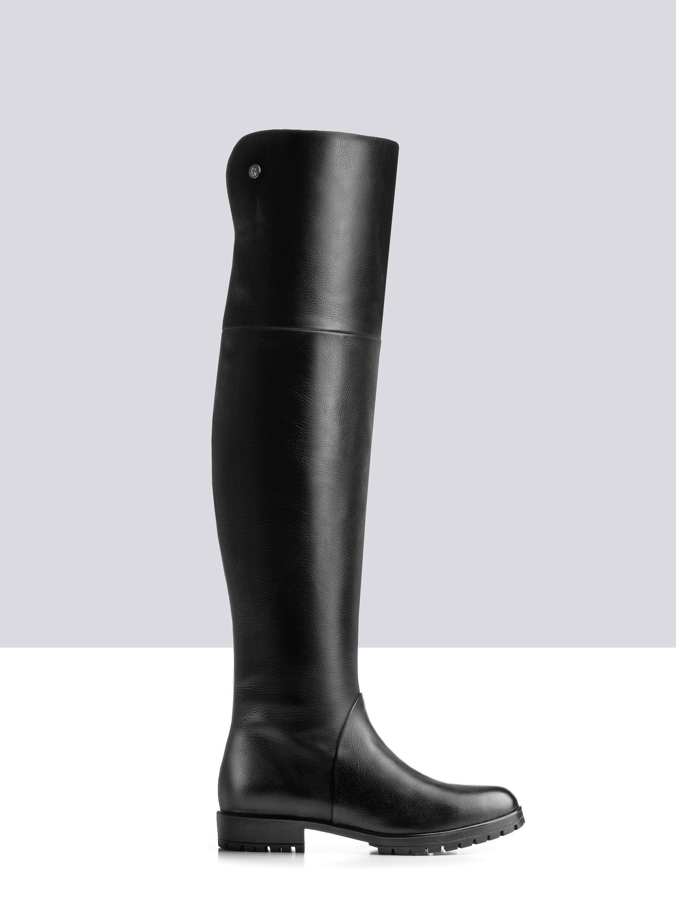 Quest - Black Leather