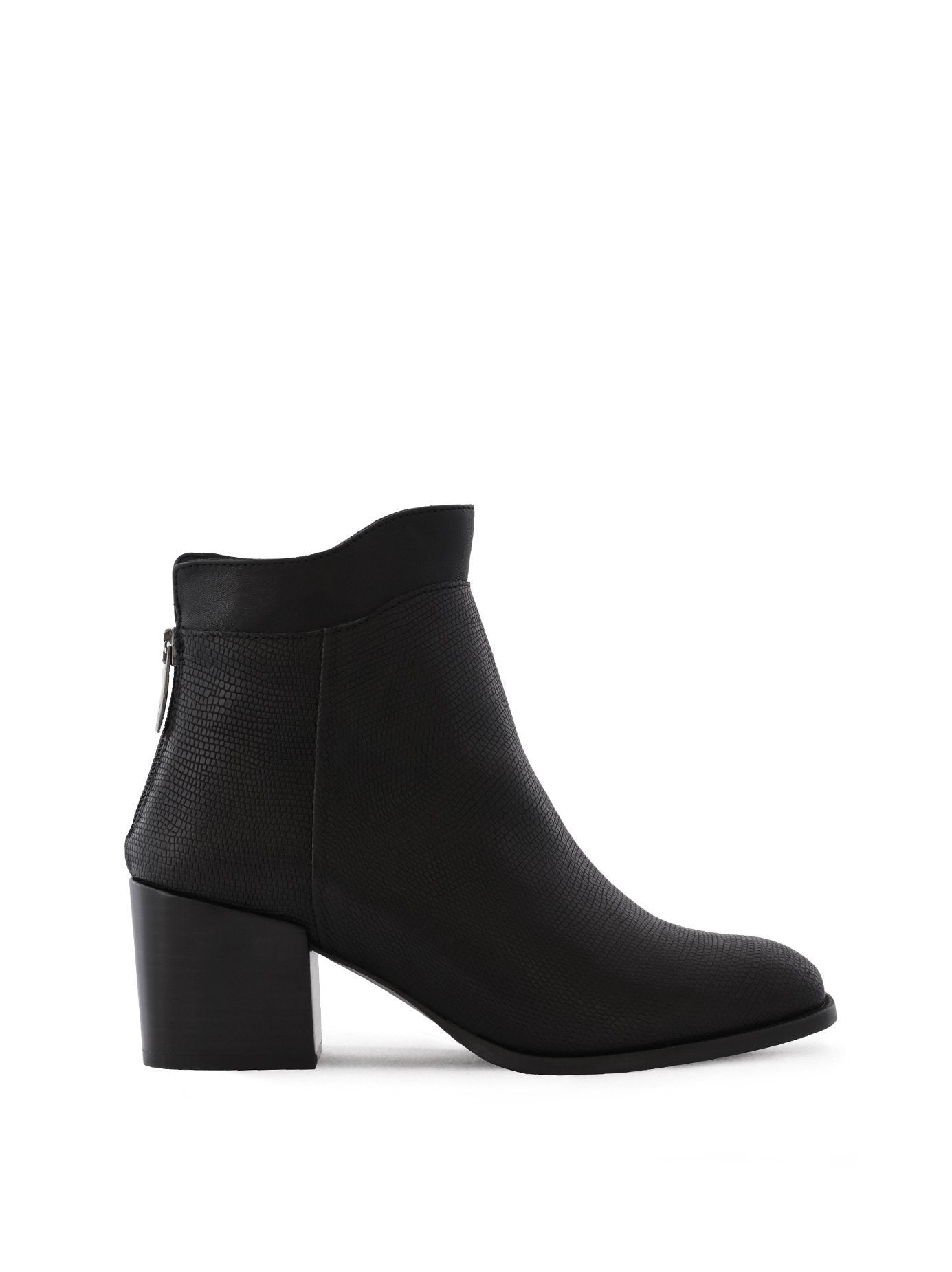 Quebec - Black Leather