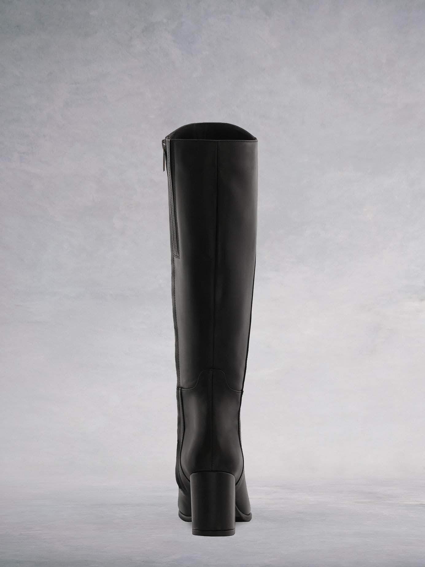 Reflection - Black Leather