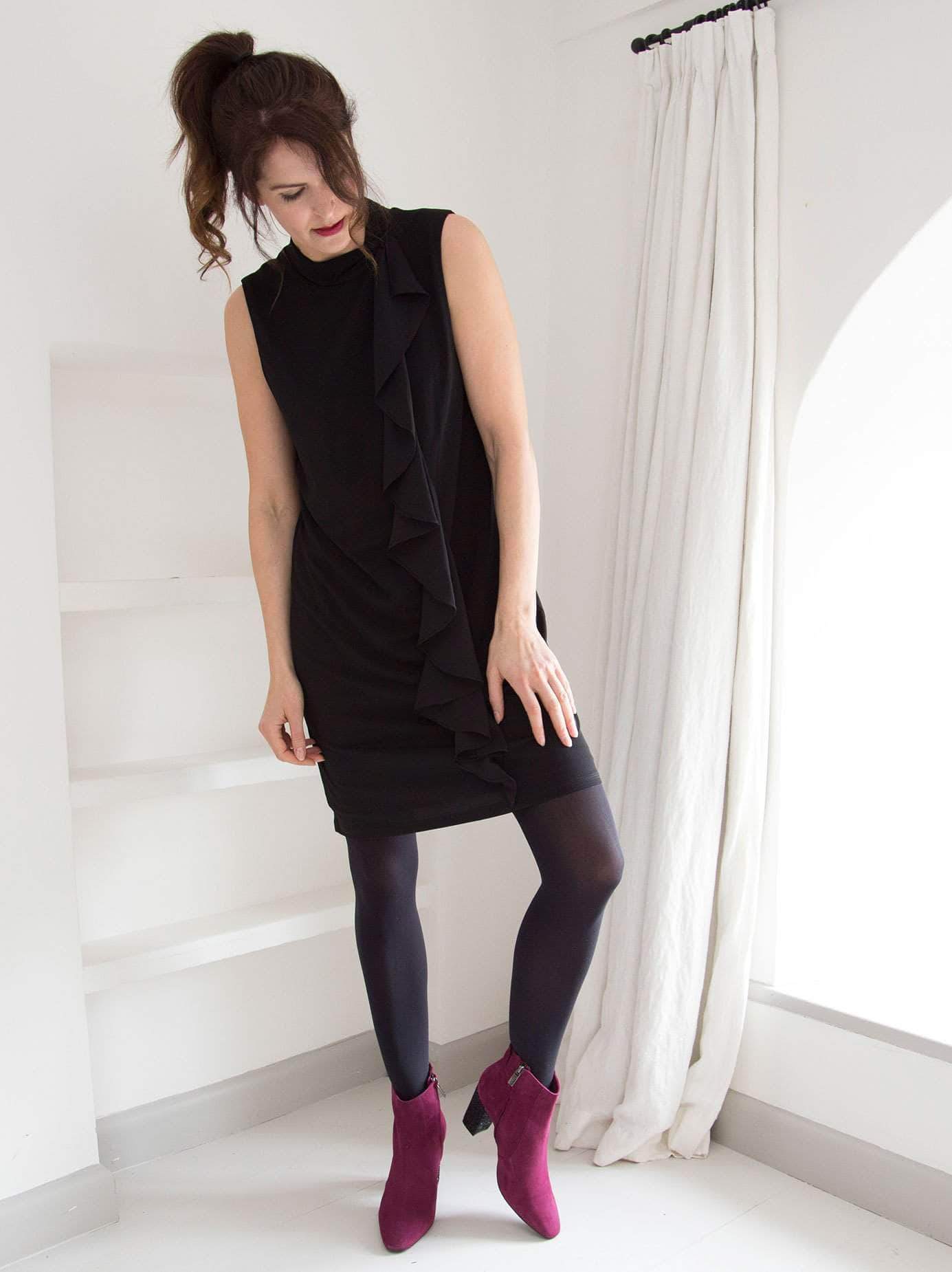 These statement ankle boots are made from burgundy kid suede with added burgundy calf leather lining that will provide extra comfort.