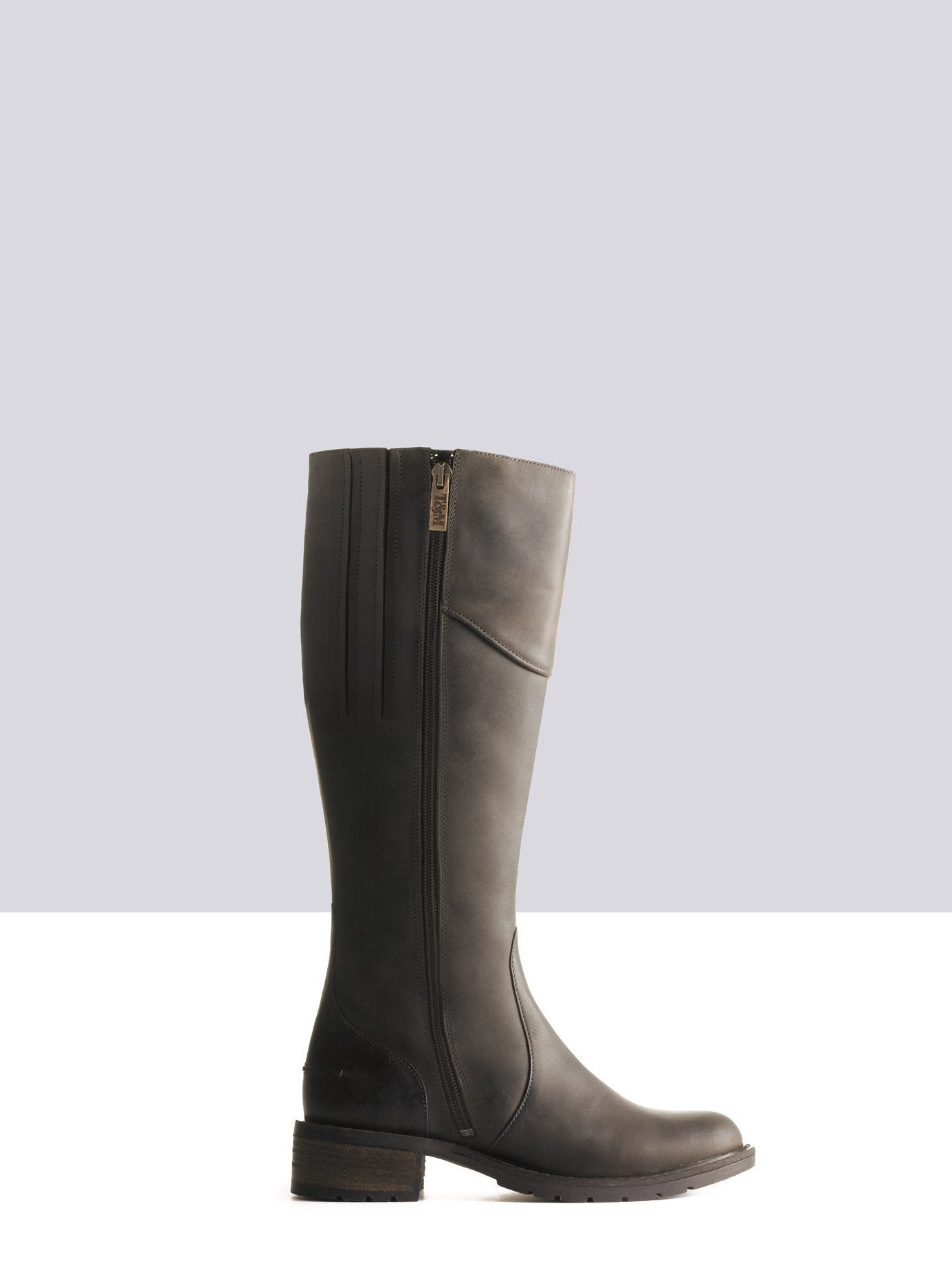 Triton - Truffle Brown Waxed Nubuck