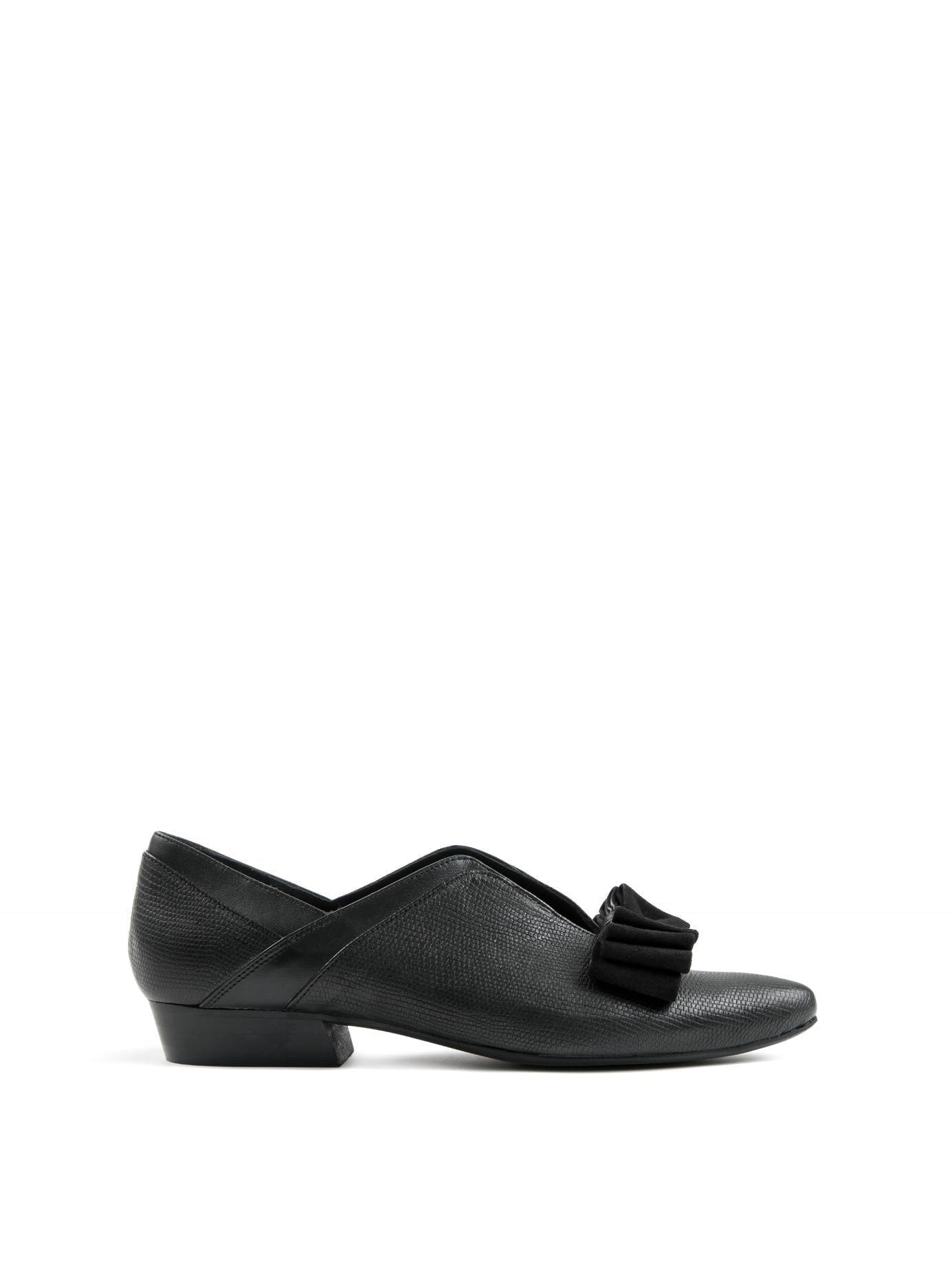 Bravo - Black Lizard Leather