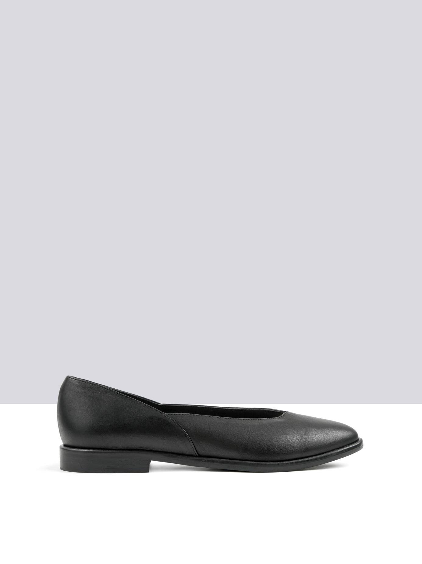 Dow - Black Leather