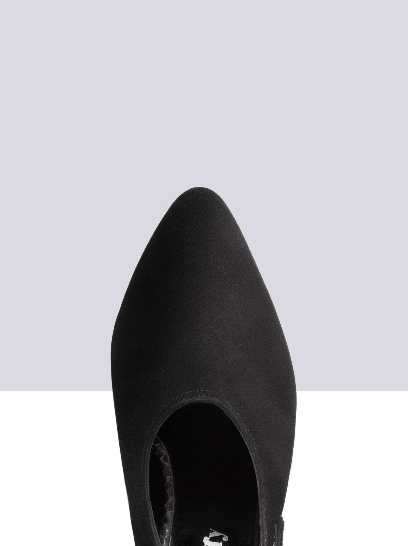 Faraway - Black Suede