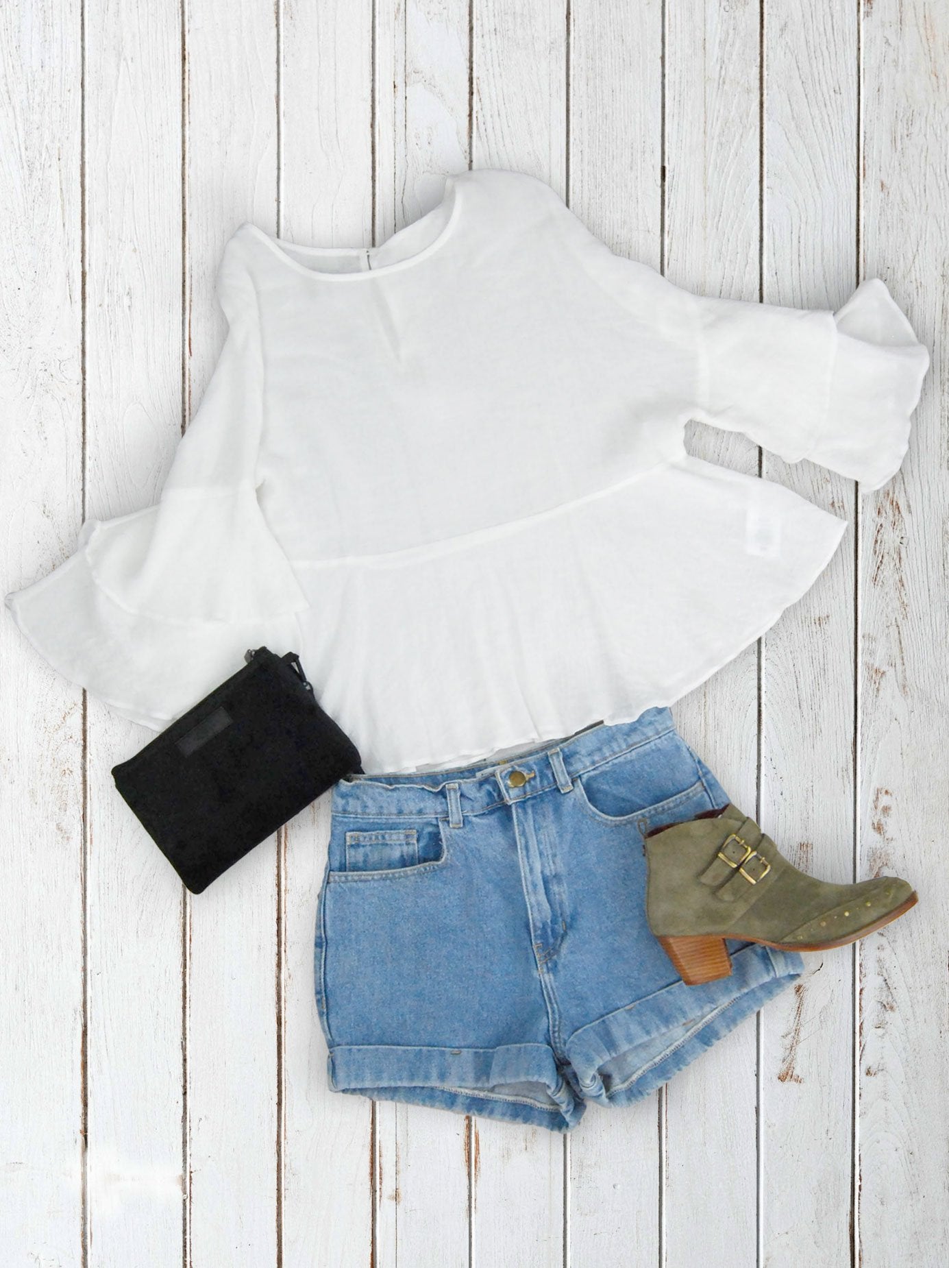 Emilia Khaki