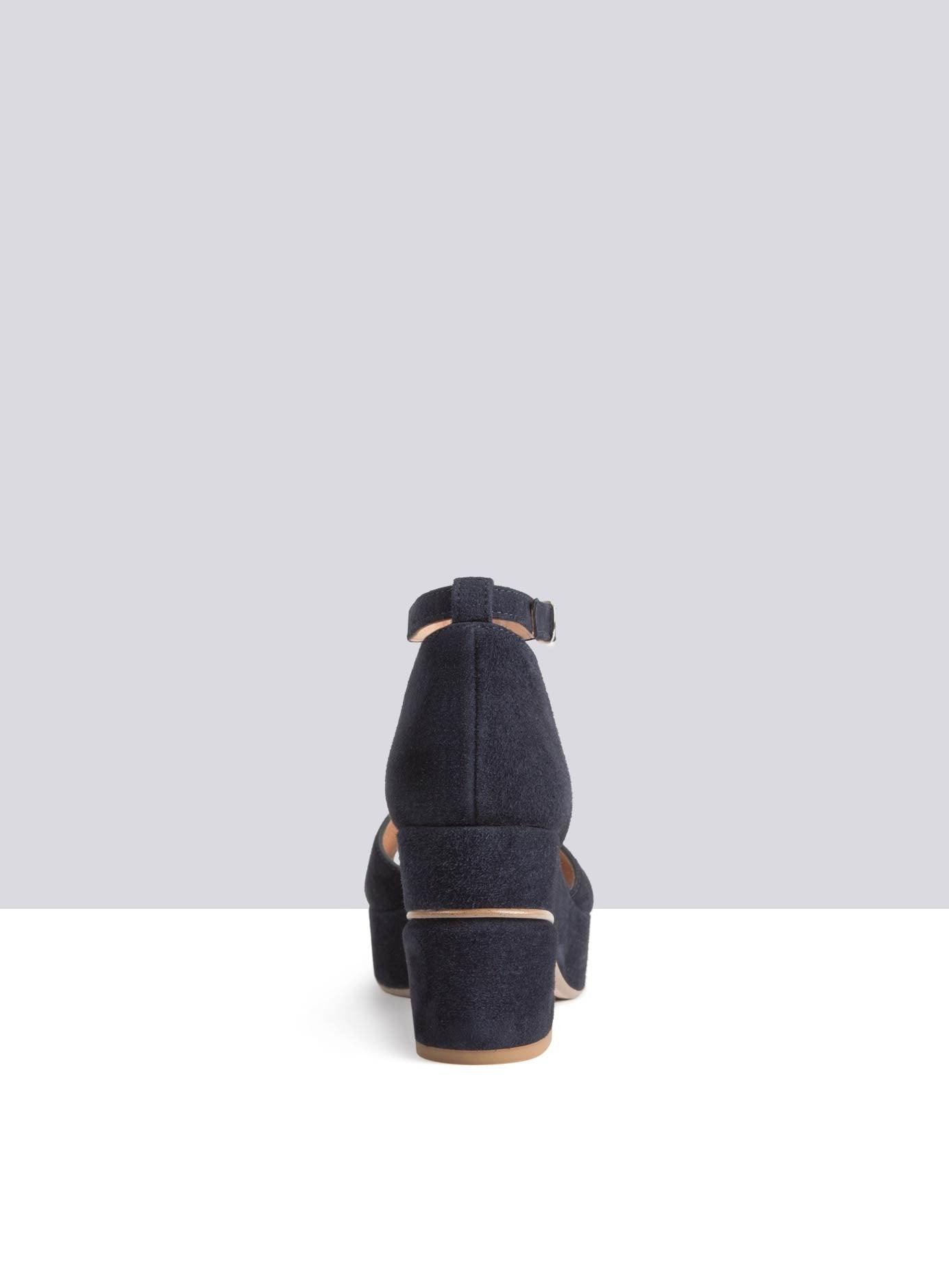 Luhan - Navy Suede