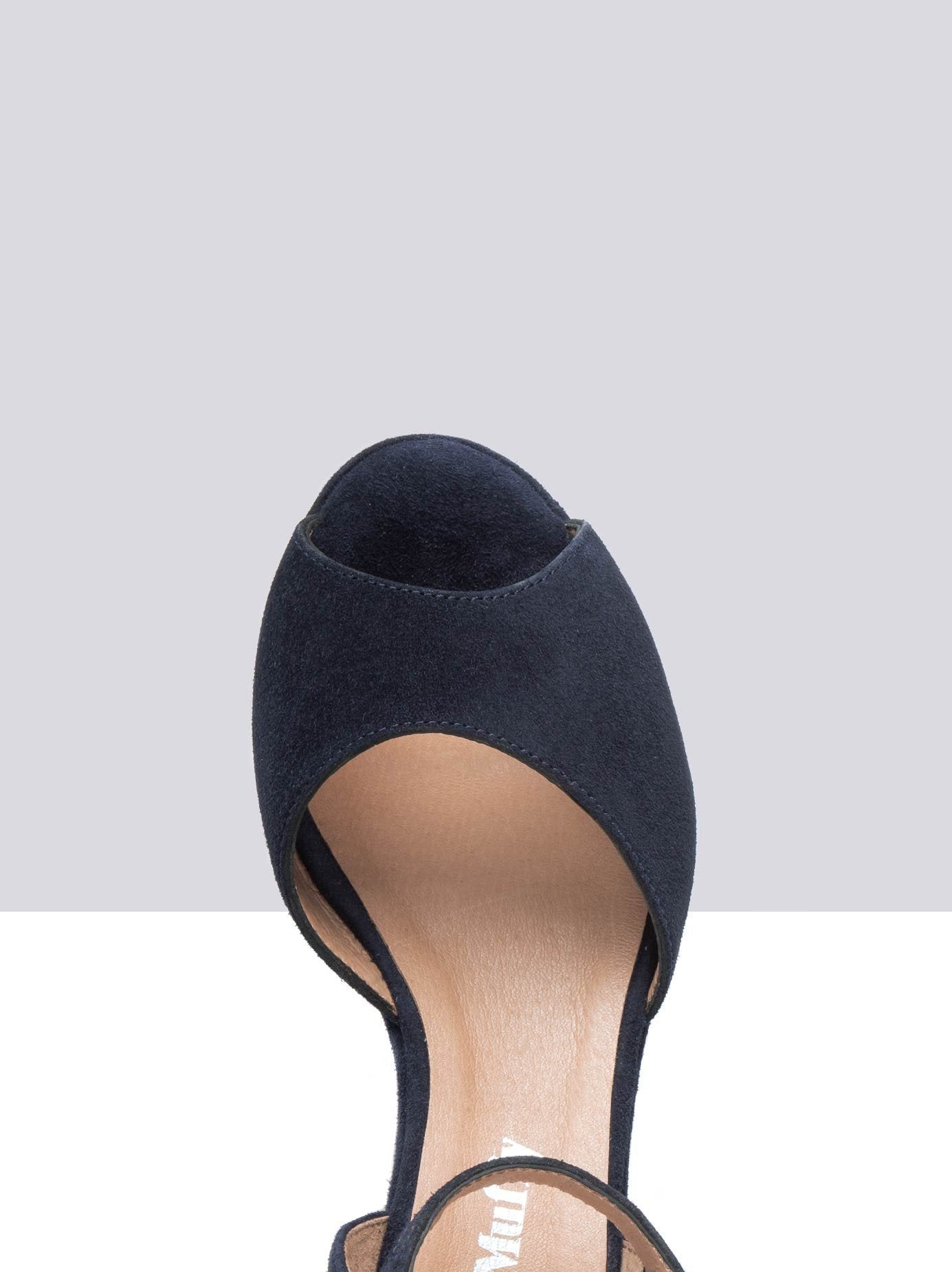 Luhan - Navy Suede