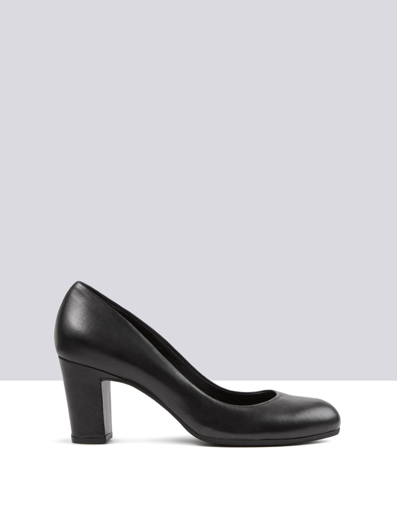 Tango - Black Leather