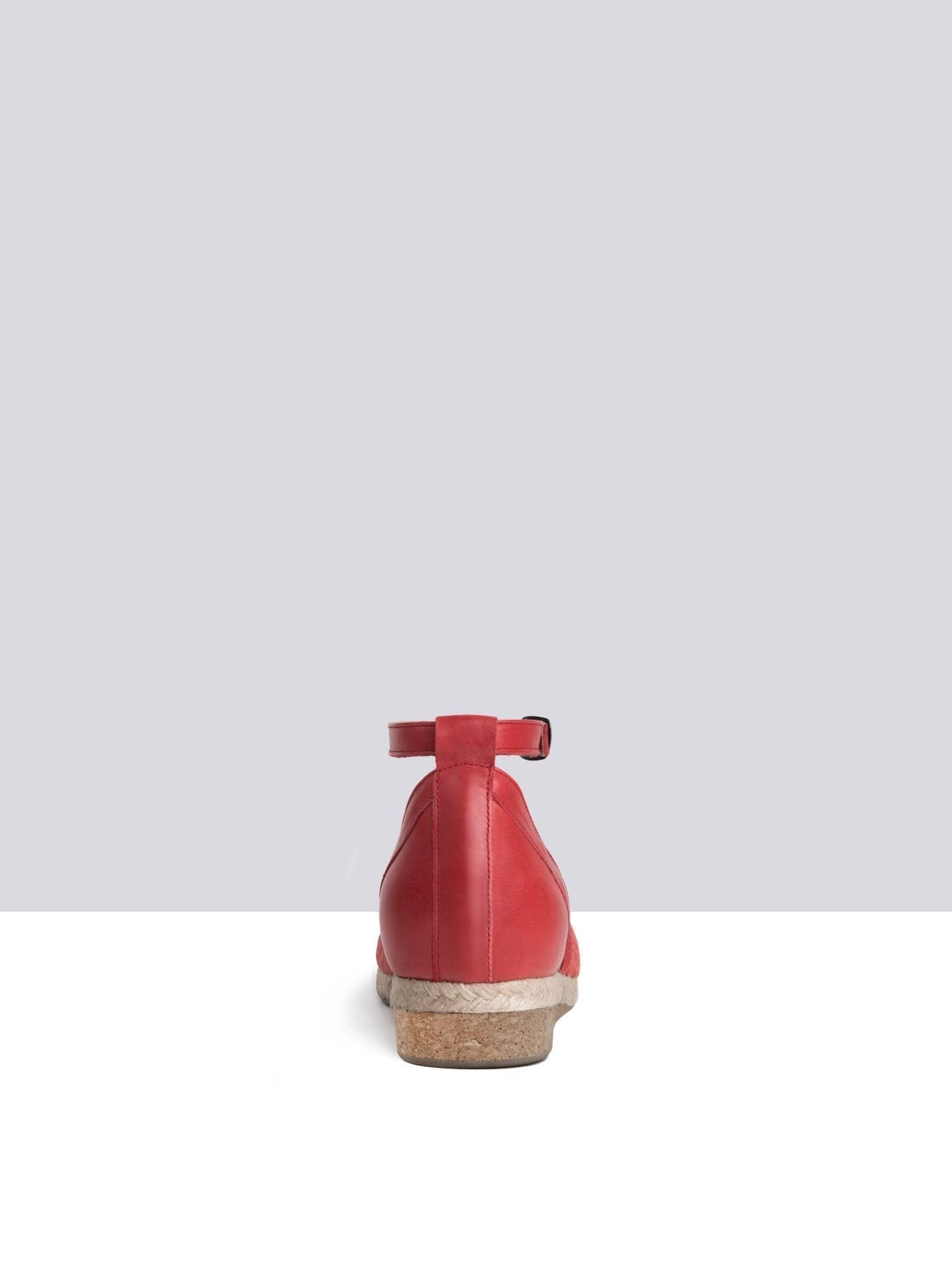 Virginia - Coral Red Embossed Nubuck